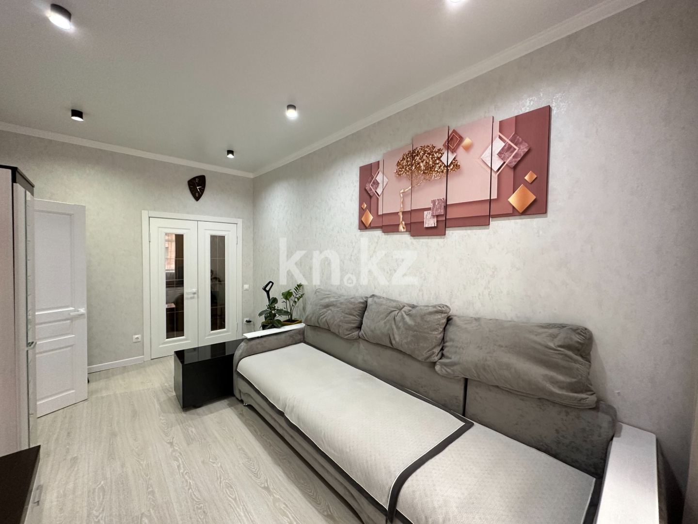 Продажа 3-комнатной квартиры, 61 м² в Караганде - фото 2