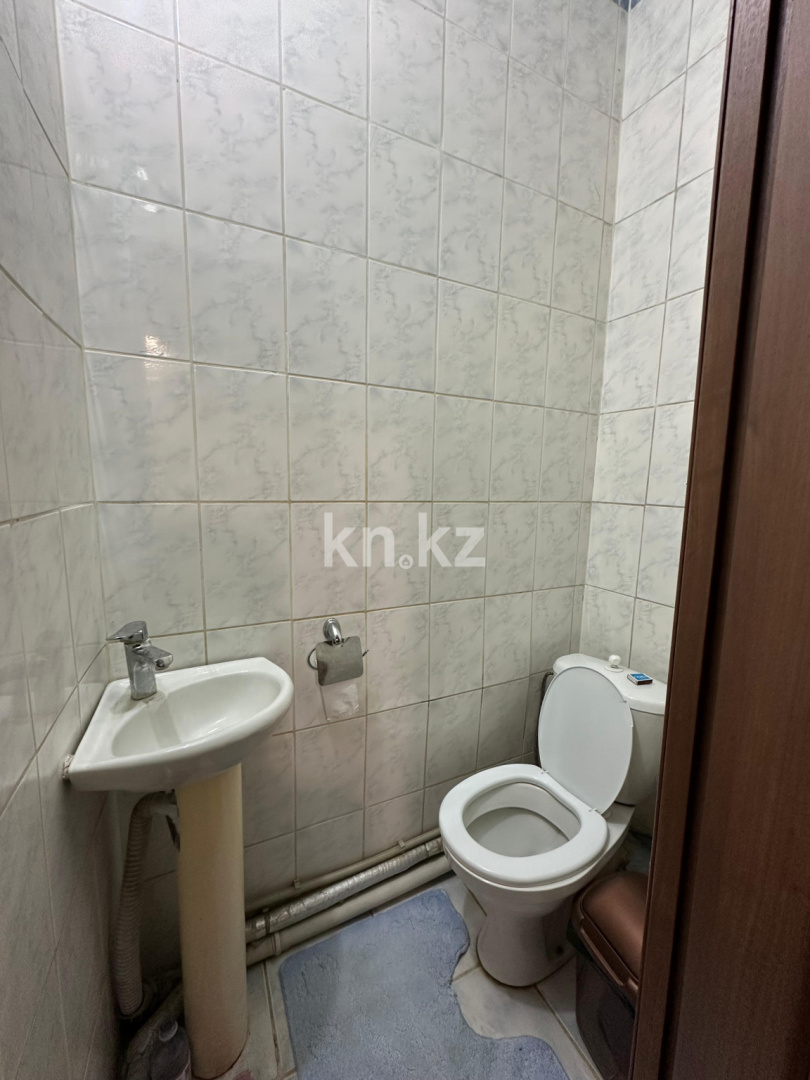 Продажа 3-комнатной квартиры, 68 м², ул. Жандосова, дом  6а - Продажа квартир в Шымкенте фото 11 из 21