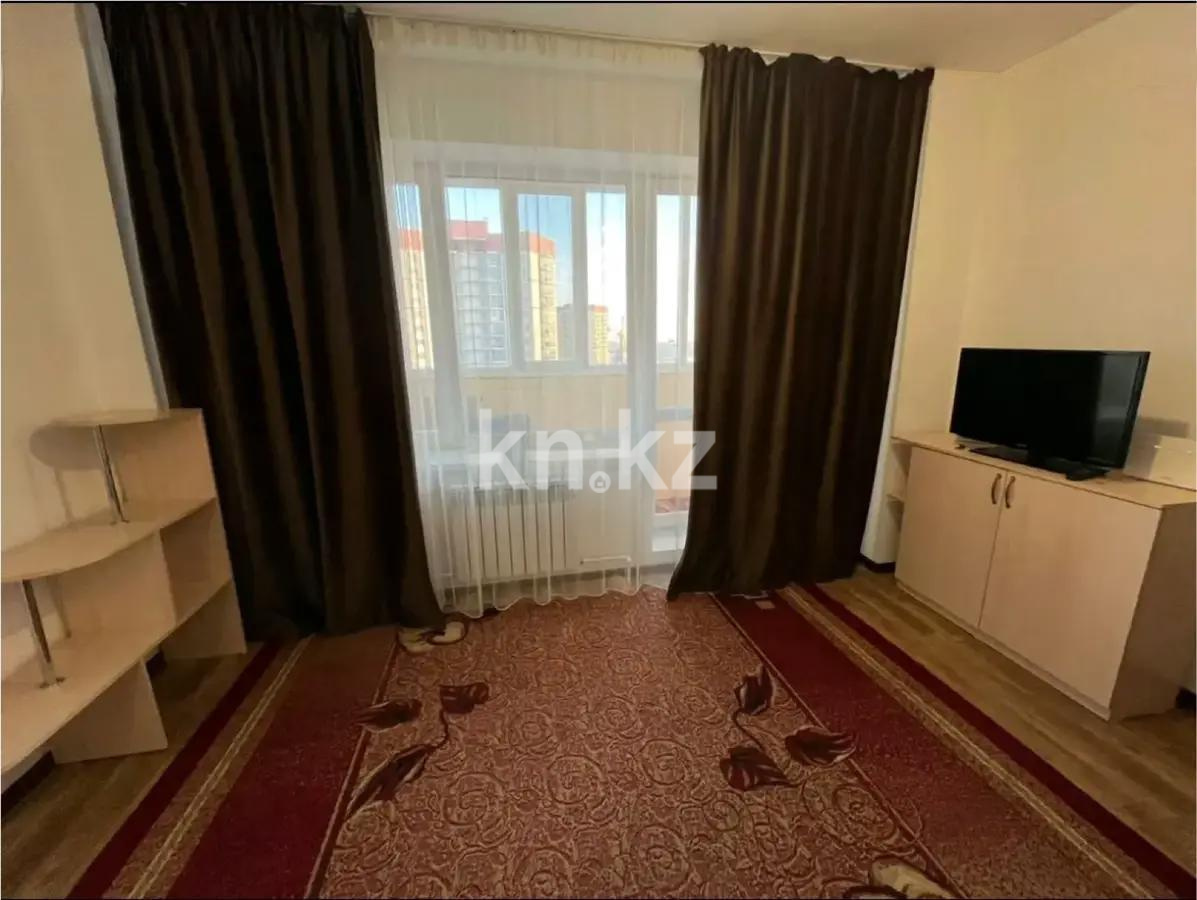 Продажа 1-комнатной квартиры, 37 м², ул. Момышулы - Продажа  однокомнатных квартир в Караганде фото 1 из 10