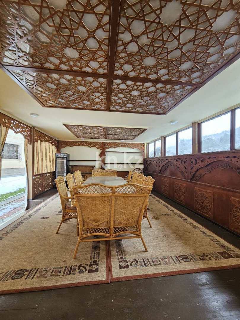 Продажа 9-комнатного дома, 1450 м², ул. Бейсеуова - Продажа домов, коттеджей в Алматы фото 10 из 19