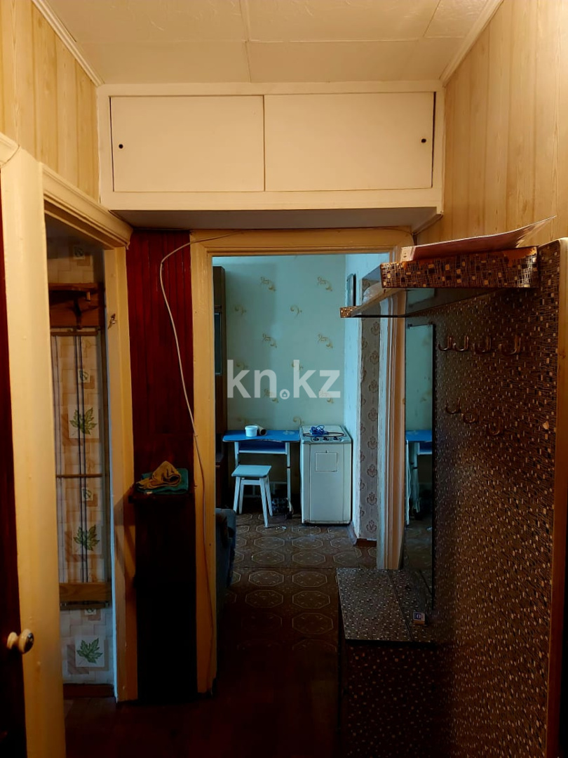 Продажа 2-комнатной квартиры, 41.5 м², 12-й мкр. - Продажа квартир в Караганде фото 6 из 9