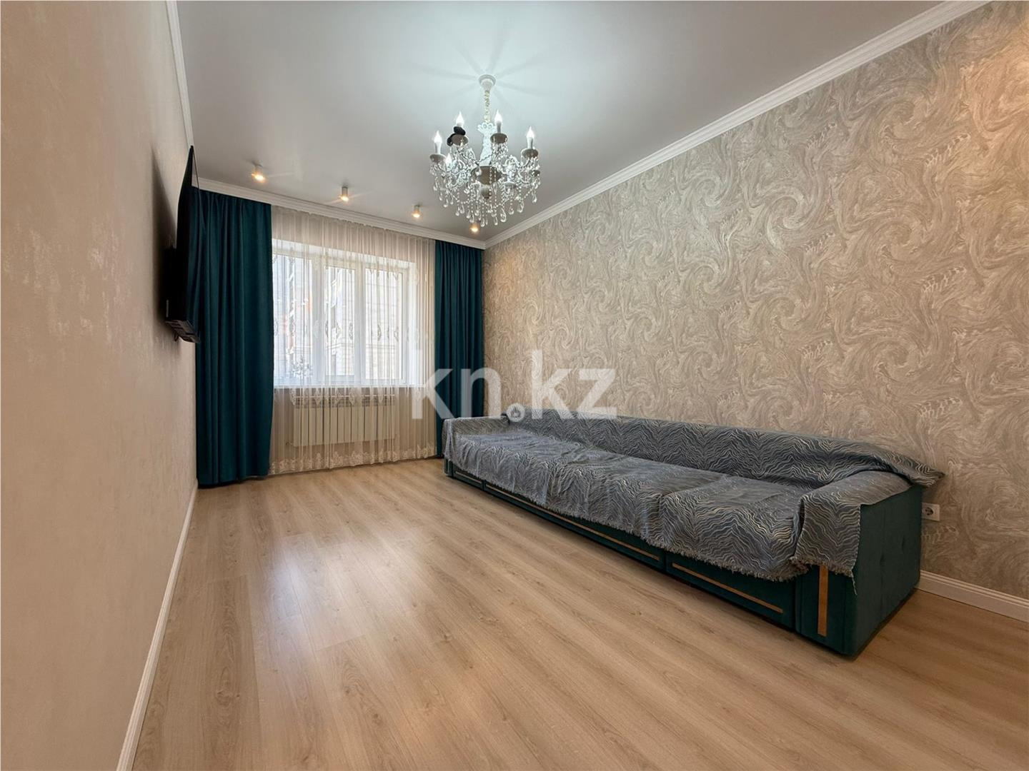 Продажа 3-комнатной квартиры, 84 м² - Продажа  трехкомнатных квартир в Караганде на Юго-Востоке фото 1 из 21