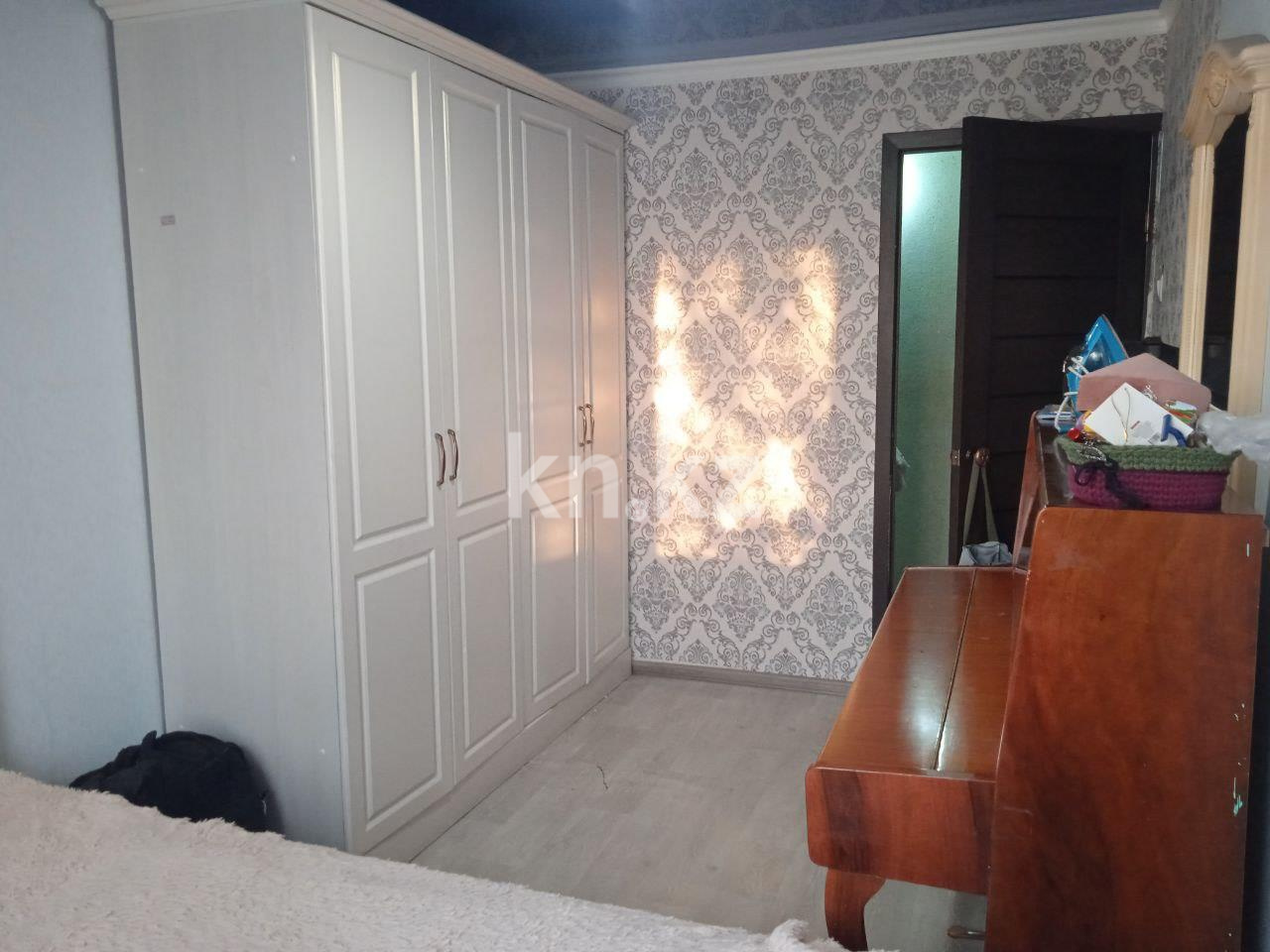 Продажа 3-комнатной квартиры, 57 м², мкр-н 12, дом  38 в Караганде - фото 4