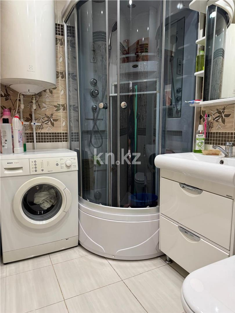 Продажа 3-комнатной квартиры, 62 м², мкр-н Восток-2 - Продажа квартир в Караганде фото 9 из 11