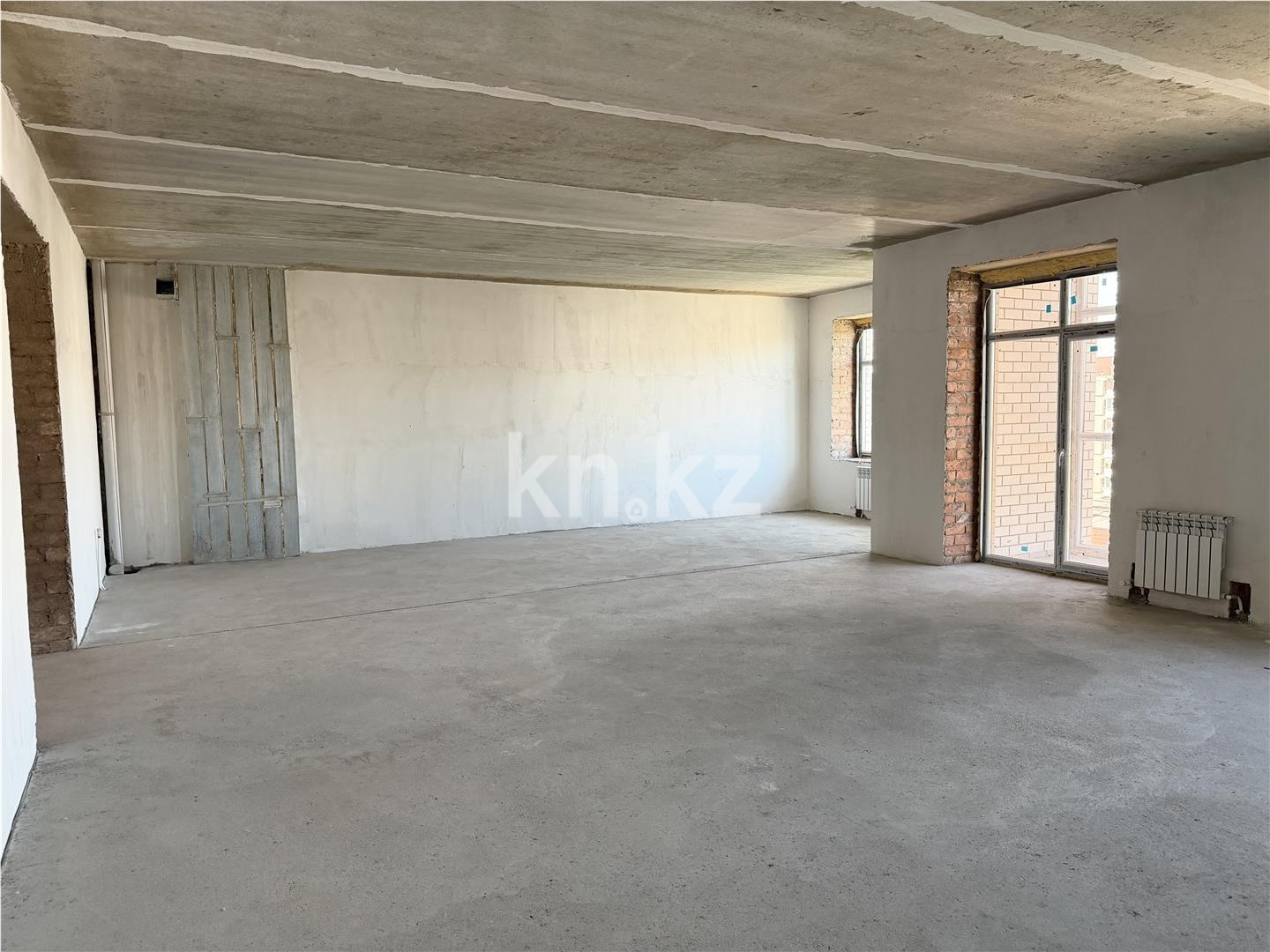Продажа 4-комнатной квартиры, 138 м² - Продажа недвижимости в Караганде - страница 2 фото 3 из 15