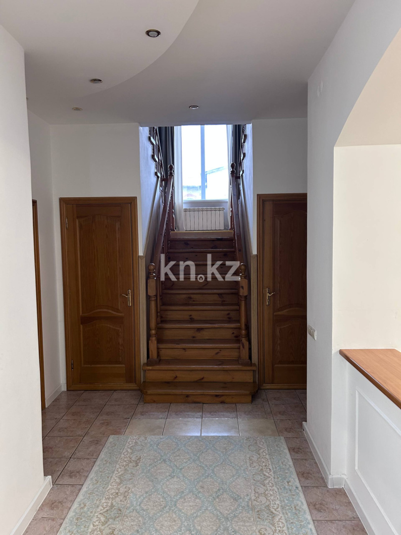 Аренда 8-комнатного дома, 392 м², ул. Акарыс - Аренда домов в Астане фото 16 из 37