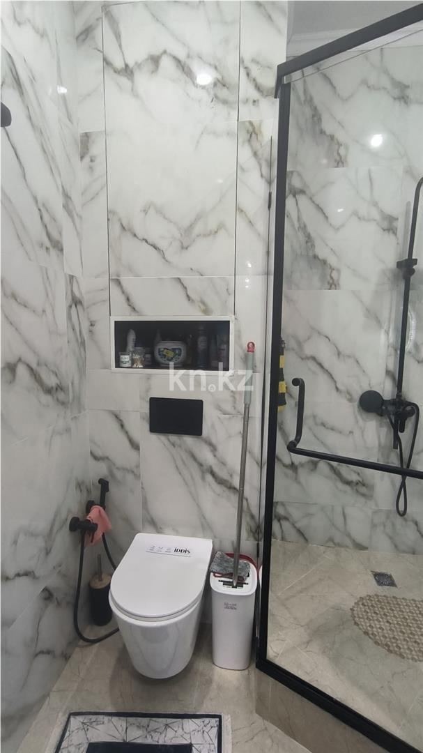 Продажа 4-комнатной квартиры, 118 м², ул. Букетова - Продажа  четырехкомнатных квартир в Караганде фото 17 из 27