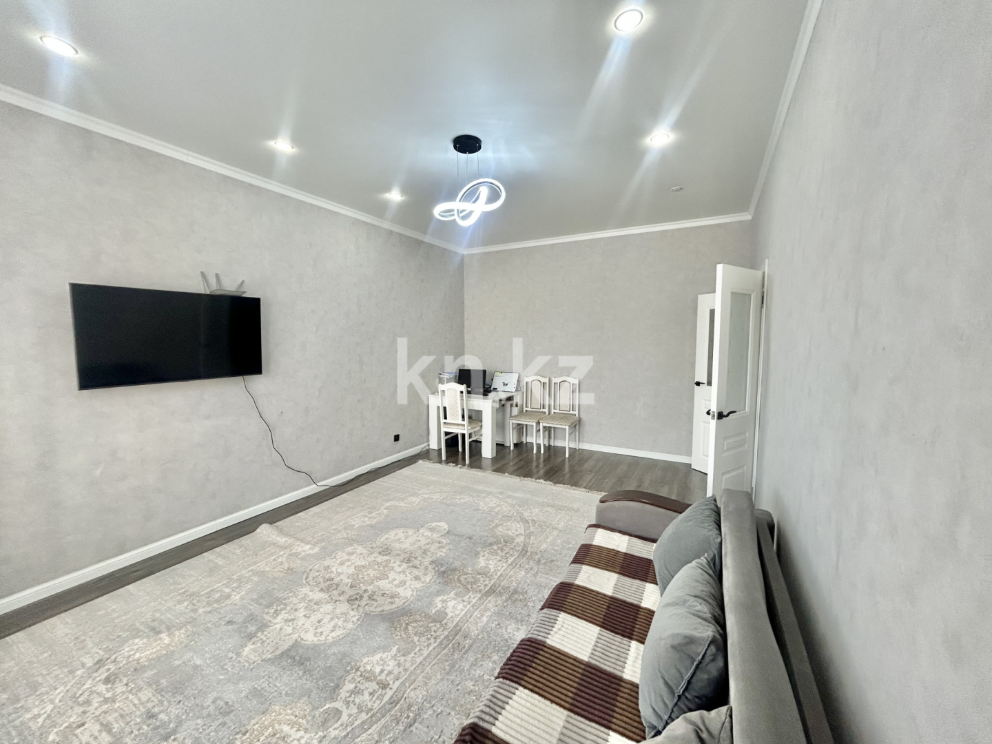 Продажа 3-комнатной квартиры, 84 м², ул. Кулкыбаева в Караганде - фото 3