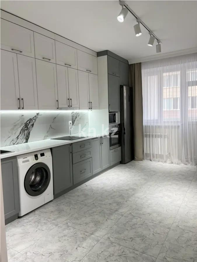 Продажа 3-комнатной квартиры, 82.6 м², ул. Байтурсынова, дом  39 в Астане - фото 4