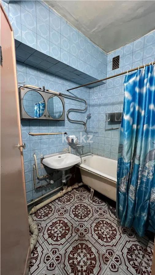 Продажа 3-комнатной квартиры, 63.8 м², мкр. Алтай-1, дом  22 - Продажа квартир в Алматы фото 8 из 12