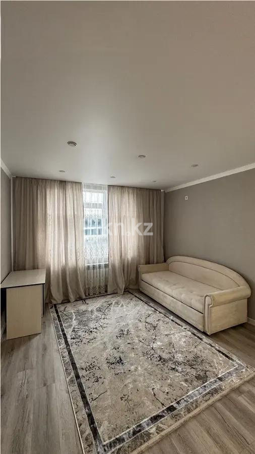 Продажа 2-комнатной квартиры, 38 м², ул. Жолымбет, дом  42/5 - Продажа  двухкомнатных, трехкомнатных квартир в Алматы без посредников с фото фото 1 из 5