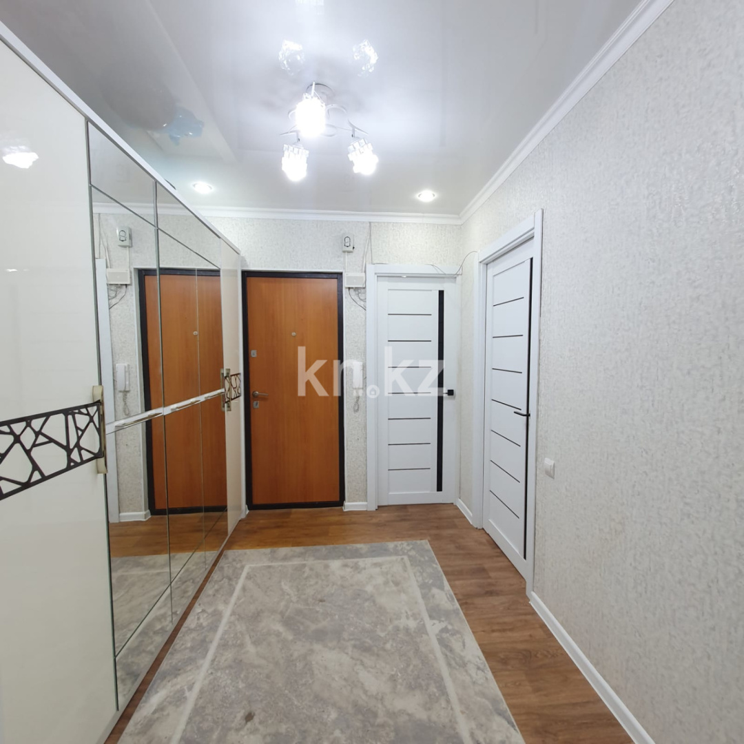 Продажа 4-комнатной квартиры, 91.7 м², 12 мкр. - Продажа квартир в Актобе фото 24 из 26