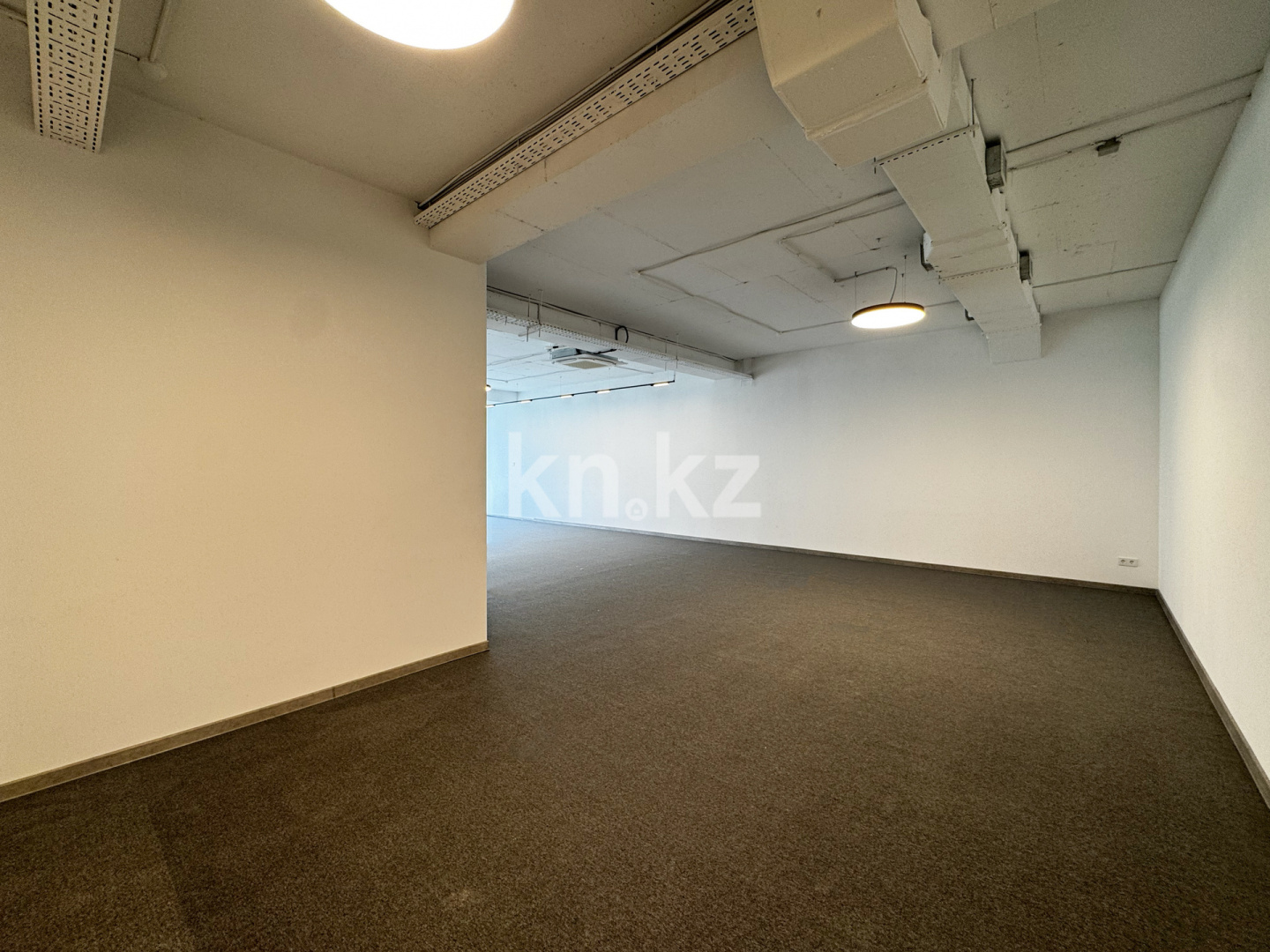 Аренда помещения - Аренда офисных и торговых помещений в Алматы фото 2 из 11