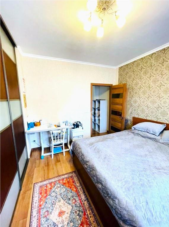 Продажа 3-комнатной квартиры, 80 м², пр. Шахтеров - Продажа  трехкомнатных квартир в Караганде фото 7 из 12