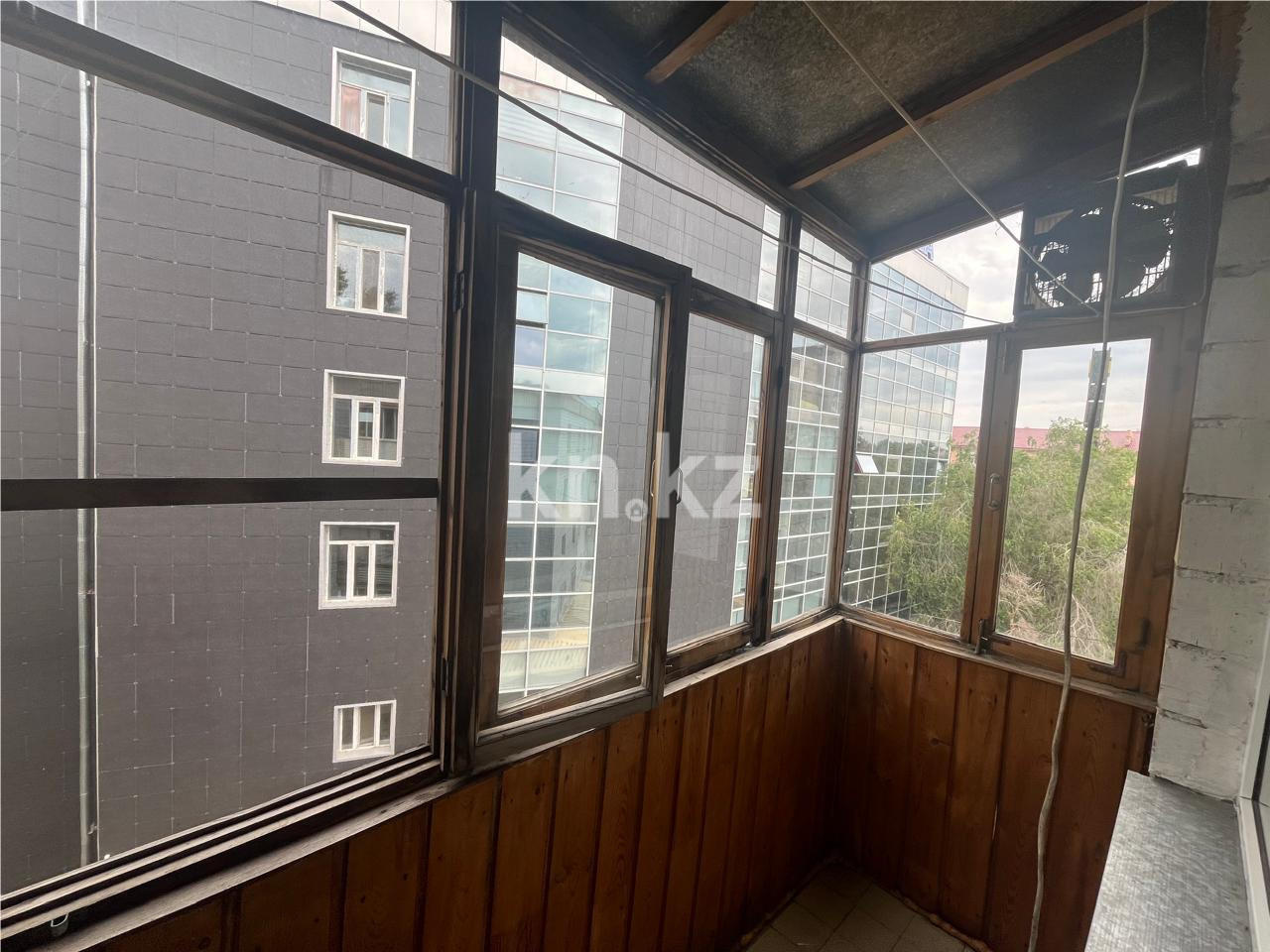 Продажа 3-комнатной квартиры, 53 м², пр. Бухар-жырау, дом  75 - Продажа  трехкомнатных квартир в Караганде с фото фото 14 из 16
