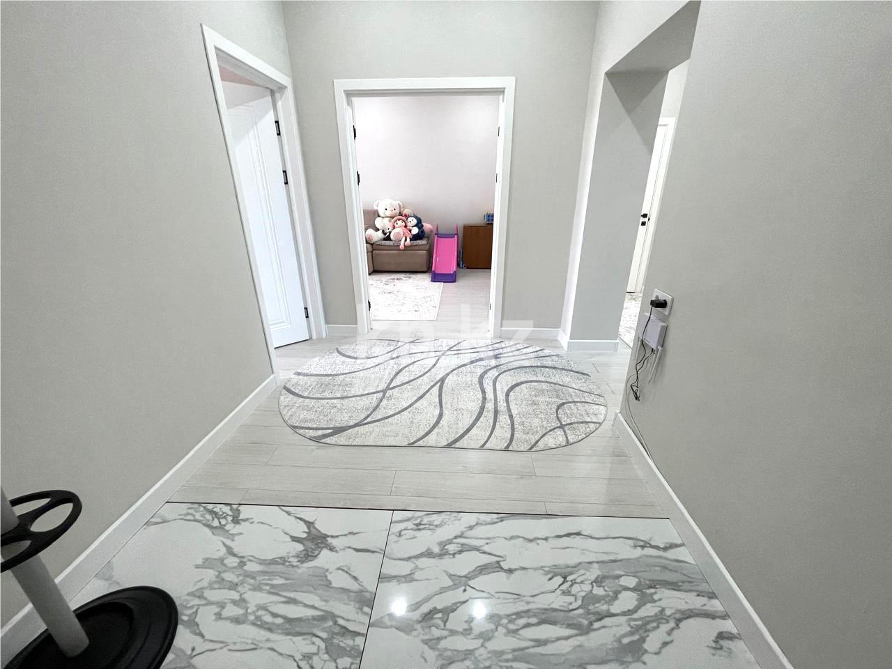 Продажа 3-комнатной квартиры, 94 м², ул. Муканова - Продажа квартир в Караганде фото 15 из 20