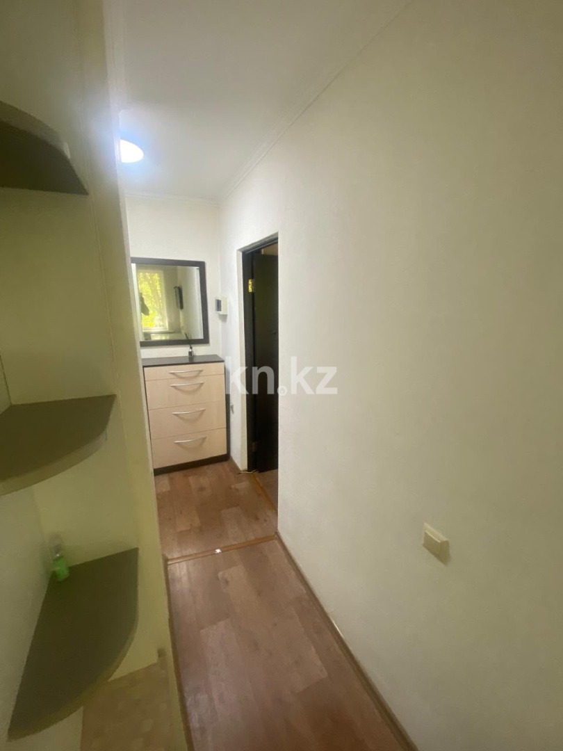 Аренда 1-комнатной квартиры, 38 м² в Астане