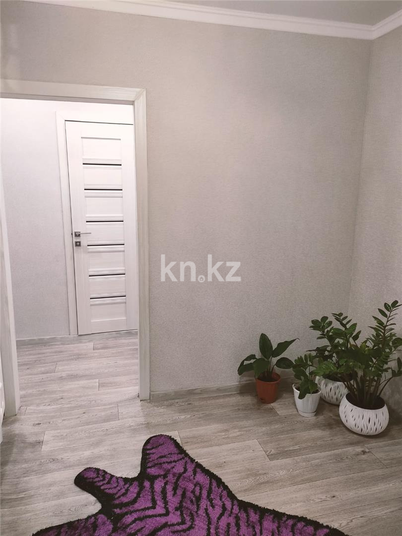 Продажа 3-комнатной квартиры, 64 м², ул. Жекибаева - Продажа  трехкомнатных квартир в Караганде фото 14 из 22