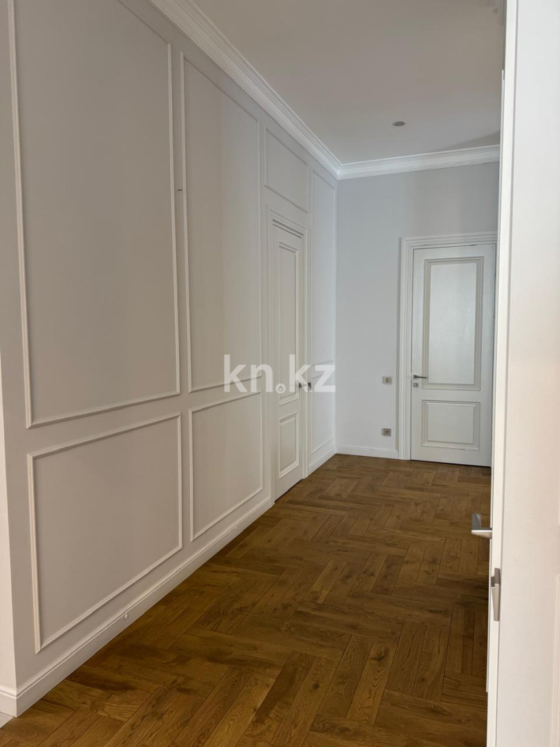 Аренда 4-комнатной квартиры, 230 м² в Алматы - фото 33