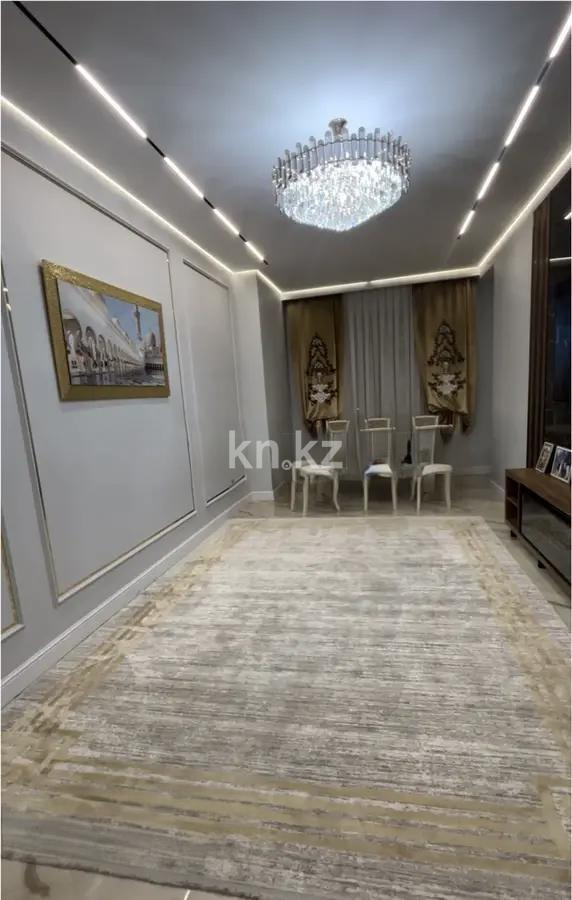 Продажа 4-комнатной квартиры, 135 м², пр. Кабанбай батыра, дом  60 - Продажа  четырехкомнатных квартир в Астане без посредников фото 1 из 6