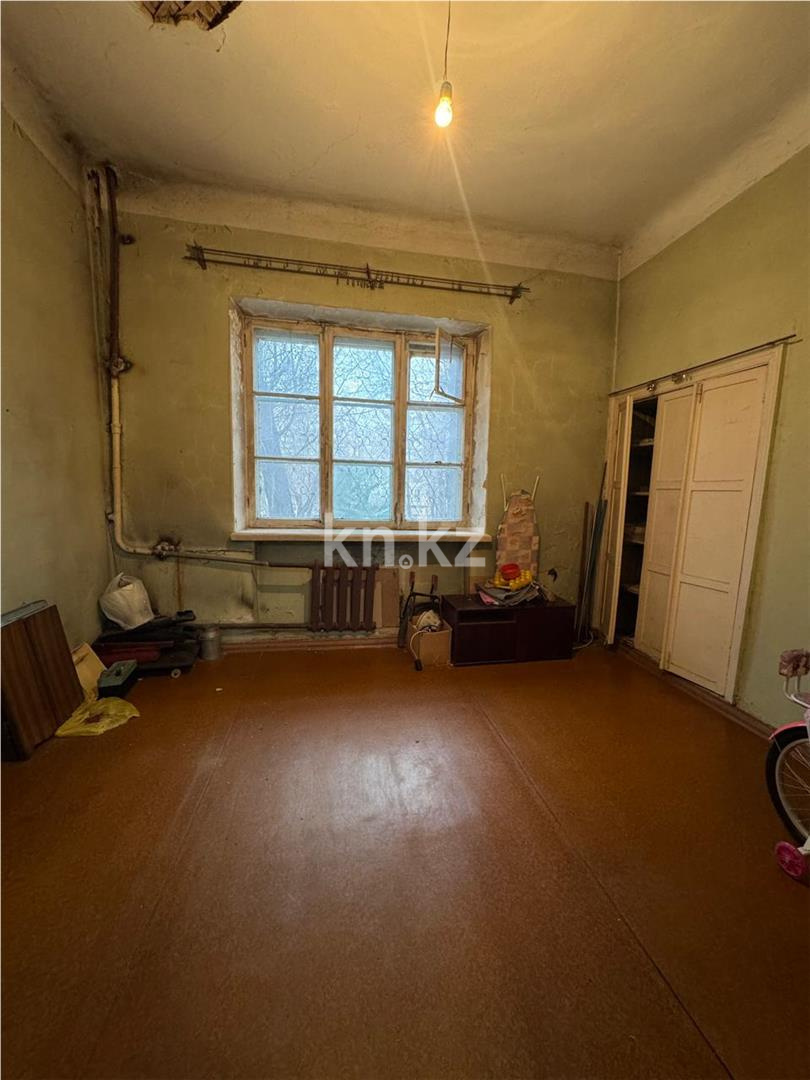 Продажа 3-комнатной квартиры, 74 м², ул. Жамбыла - Продажа  трехкомнатных квартир в Караганде фото 4 из 11