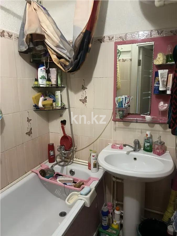 Продажа 3-комнатной квартиры, 61 м², 14 мкр., дом  4а - Продажа квартир в Караганде фото 5 из 6