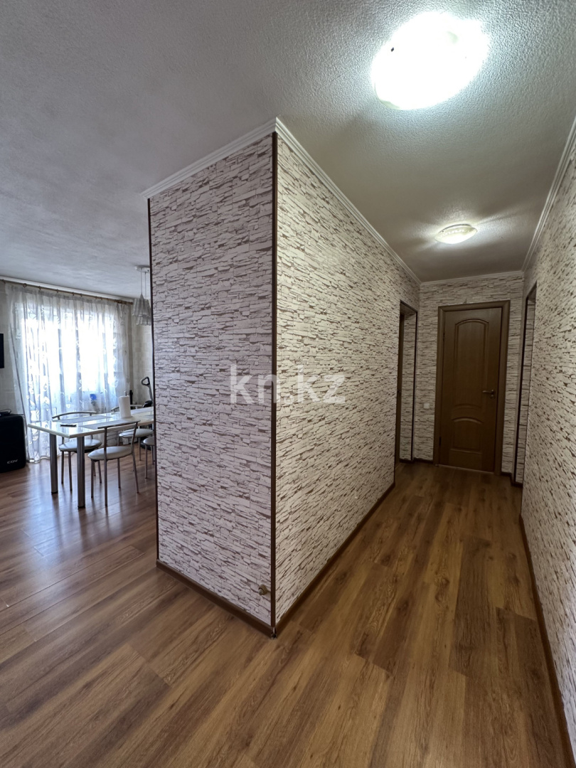 Продажа 4-комнатной квартиры, 104.5 м² - Продажа квартир в районе Город в Караганде фото 21 из 36