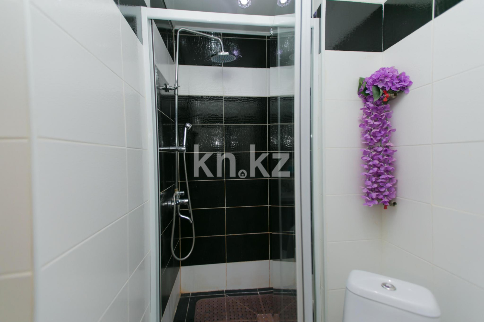 Аренда 1-комнатной квартиры посуточно, 45 м², ул. Достык, дом  12 - ул. Сауран - Аренда квартир посуточно в Астане без посредников фото 10 из 14