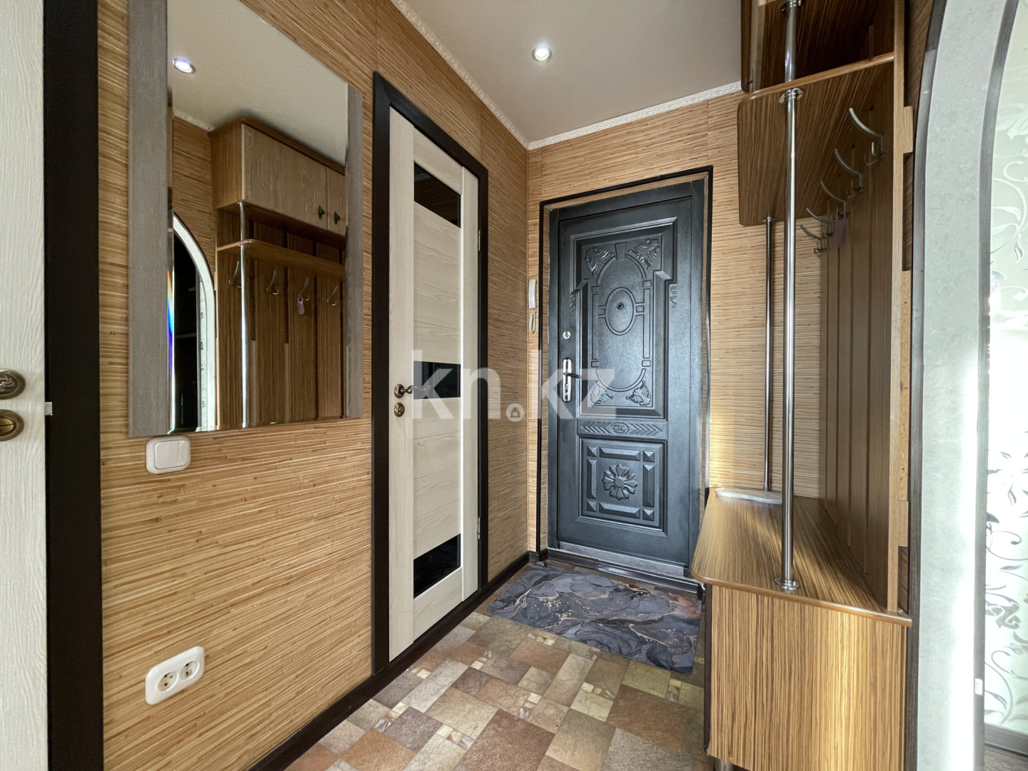 Аренда 1-комнатной квартиры посуточно, 1 м², Абая, дом  81 - Аренда квартир посуточно в Петропавловске фото 5 из 12