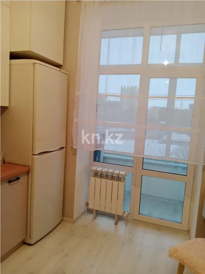 Продажа 1-комнатной квартиры, 40 м², ул. Орынбор, дом  13 в Астане - фото 2