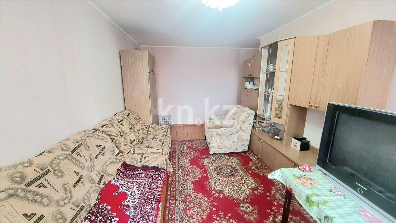 Продажа 3-комнатной квартиры, 58 м², пр. Республики - Продажа земельных участков в Уральске фото 2 из 16
