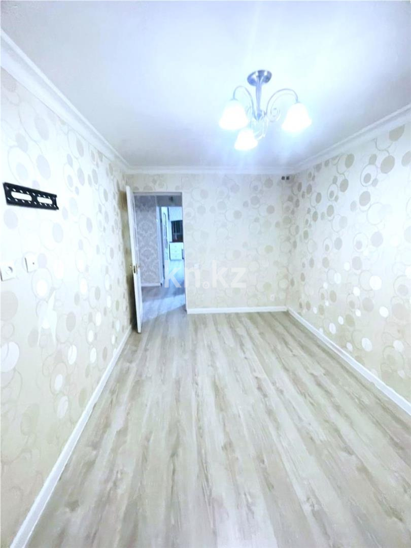 Продажа 4-комнатной квартиры, 73 м², ул. Муканова - Продажа  четырехкомнатных квартир в Караганде фото 6 из 13