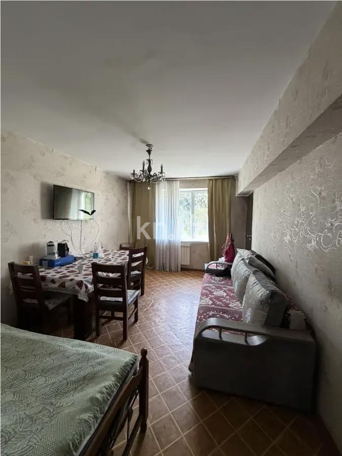 Продажа 3-комнатной квартиры, 64 м² - Продажа квартир в кирпичном доме в Алматы - страница 2 фото 1 из 3