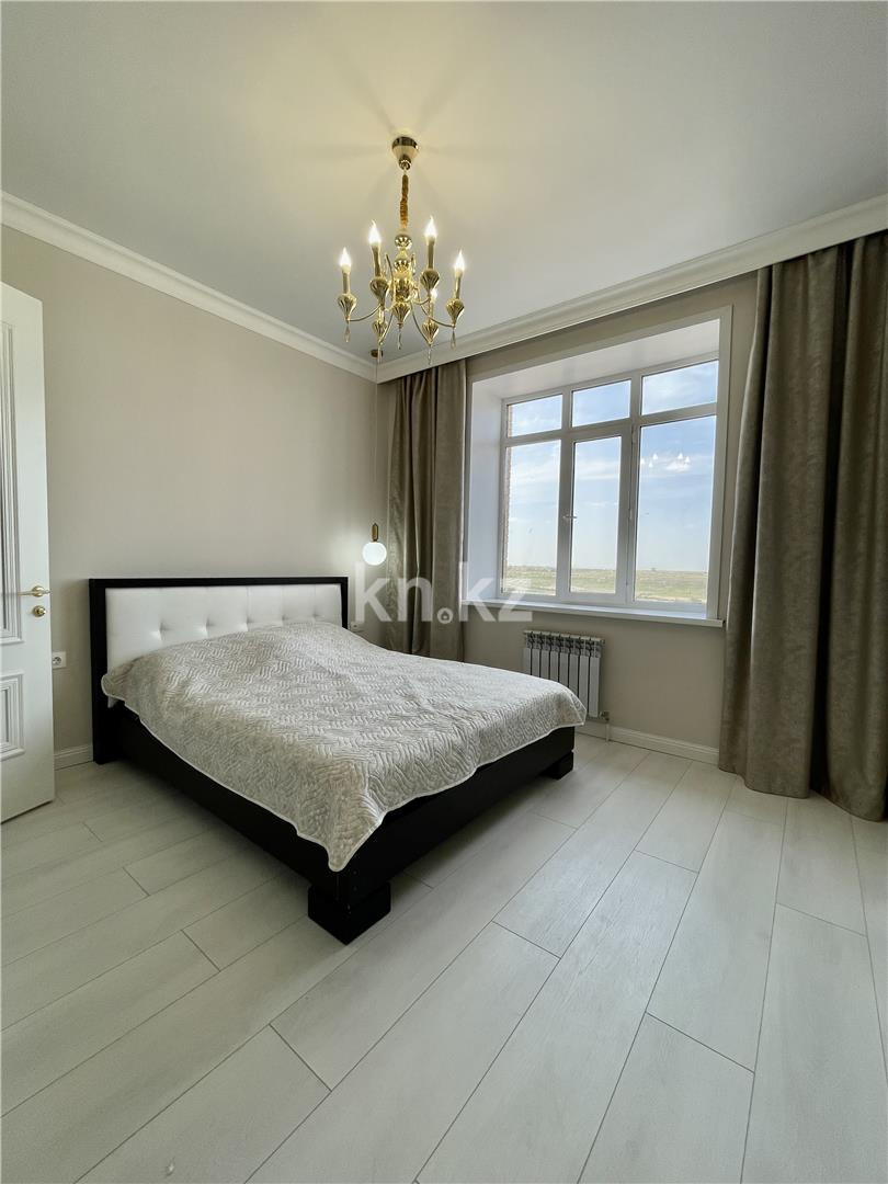 Продажа 3-комнатной квартиры, 75 м², ул. Муканова, дом  1/9 в Караганде - фото 12