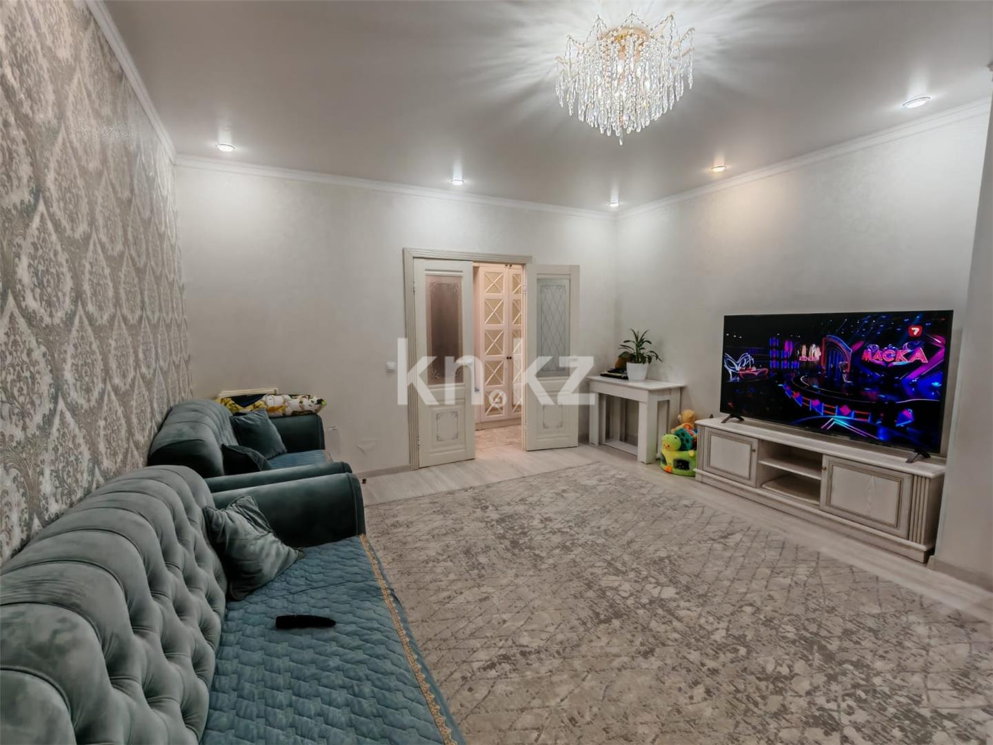 Продажа 2-комнатной квартиры, 62 м², ул. Сарыарка - Продажа  двухкомнатных квартир в Караганде фото 2 из 21