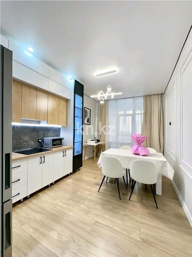 Продажа 2-комнатной квартиры, 70 м² в Алматы - фото 3