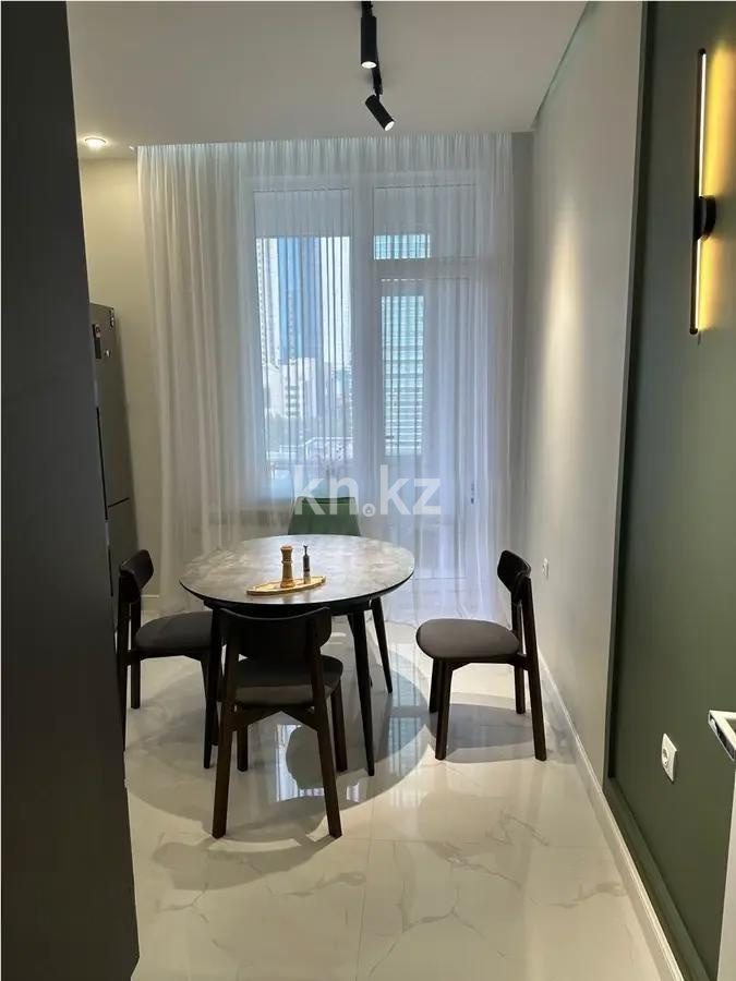 Продажа 3-комнатной квартиры, 100.2 м², ул. Достык, дом  8б в Астане - фото 3