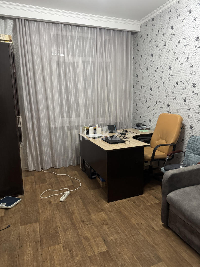 Продажа 4-комнатной квартиры, 120 м², пр. Сатпаева, дом  41б - Продажа квартир в Атырау фото 2 из 6