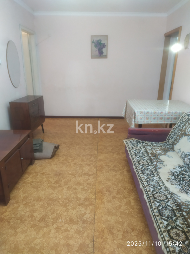 Аренда 3-комнатной квартиры, 58 м², 3 мкр., дом  47 - пр. Улугбека - Аренда  трехкомнатных квартир помесячно в Алматы фото 3 из 11