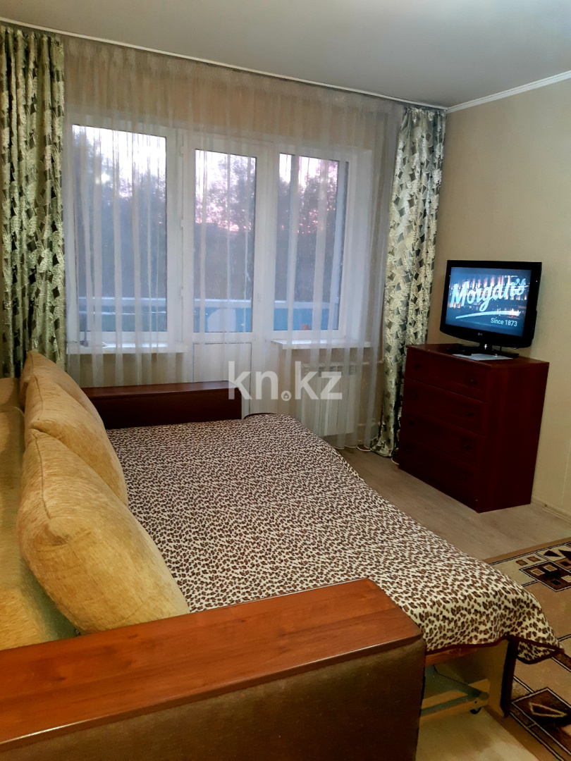 Аренда 1-комнатной квартиры посуточно, 36 м² - Продажа гаражей в Усть-Каменогорске фото 2 из 8