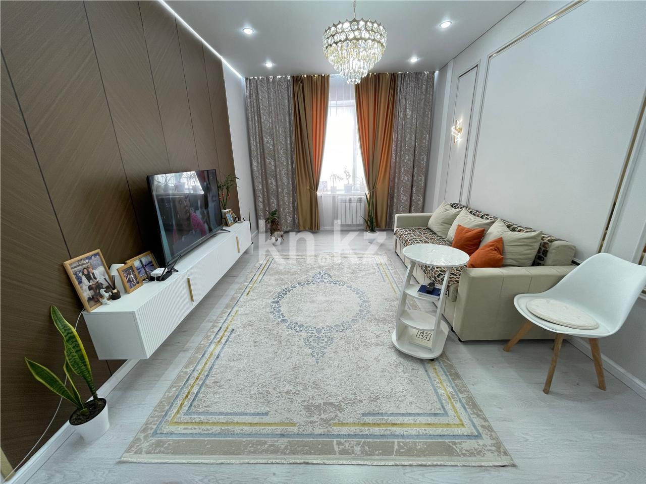 Продажа 2-комнатной квартиры, 65 м² в Караганде