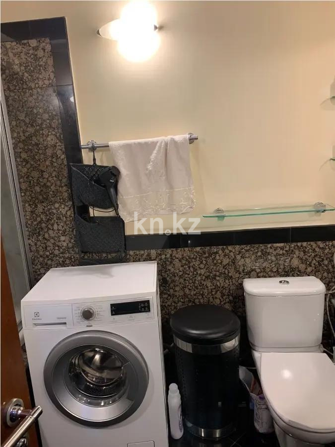 Продажа 2-комнатной квартиры, 40 м², ул. Макатаева, дом  81 в Алматы - фото 3