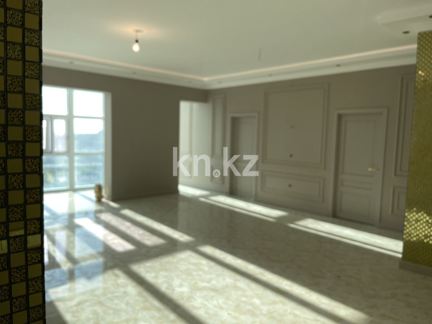 Продажа 4-комнатной квартиры, 142 м², ул. Желтоксан, дом  2/1 в Астане - фото 30