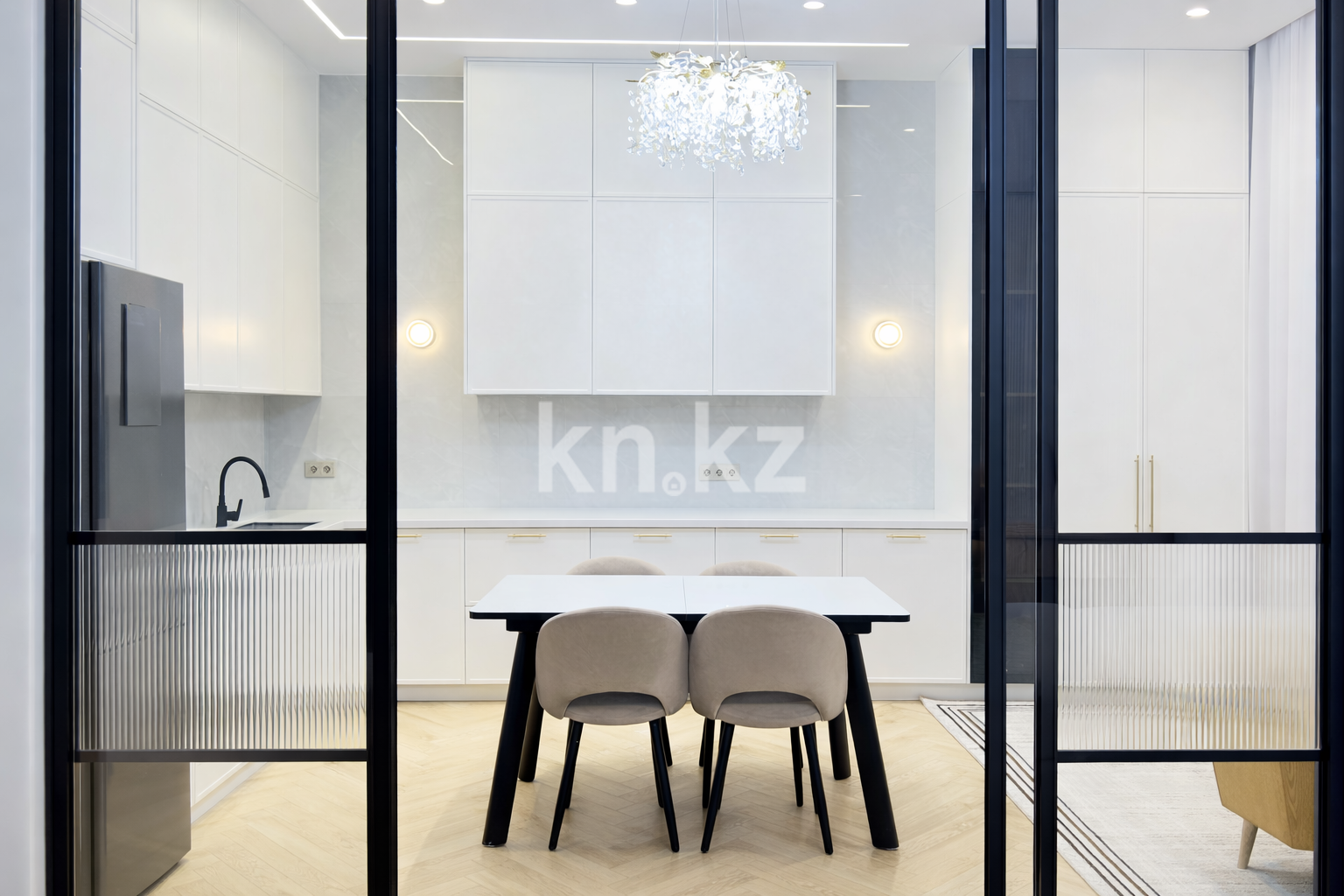 Продажа 2-комнатной квартиры, 78 м² - Продажа квартир в р-не Нура Астаны - страница 4 фото 6 из 26