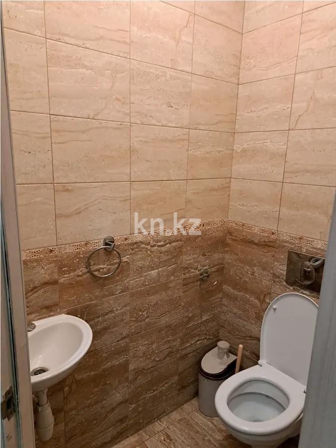 Продажа 3-комнатной квартиры, 98 м², мкр-н Аксай-3б, дом  30а в Алматы - фото 6