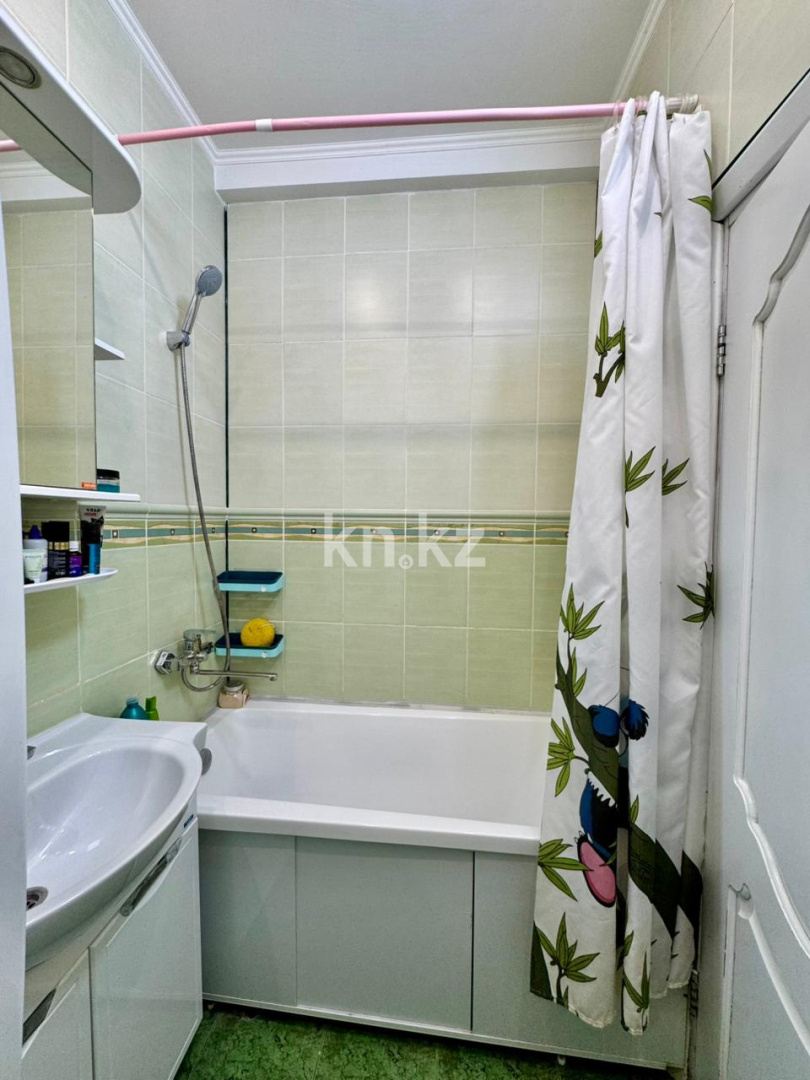 Продажа 3-комнатной квартиры, 71 м², ул. Жамбыла, дом  101 - Продажа квартир в Караганде фото 11 из 19