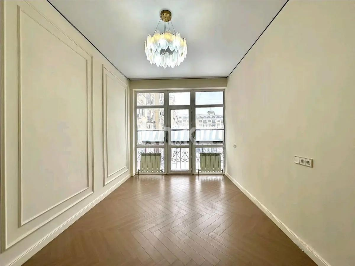 Продажа 4-комнатной квартиры, 200 м² - Продажа квартир в монолитно-каркасном доме в Алматы - страница 8 фото 2 из 9