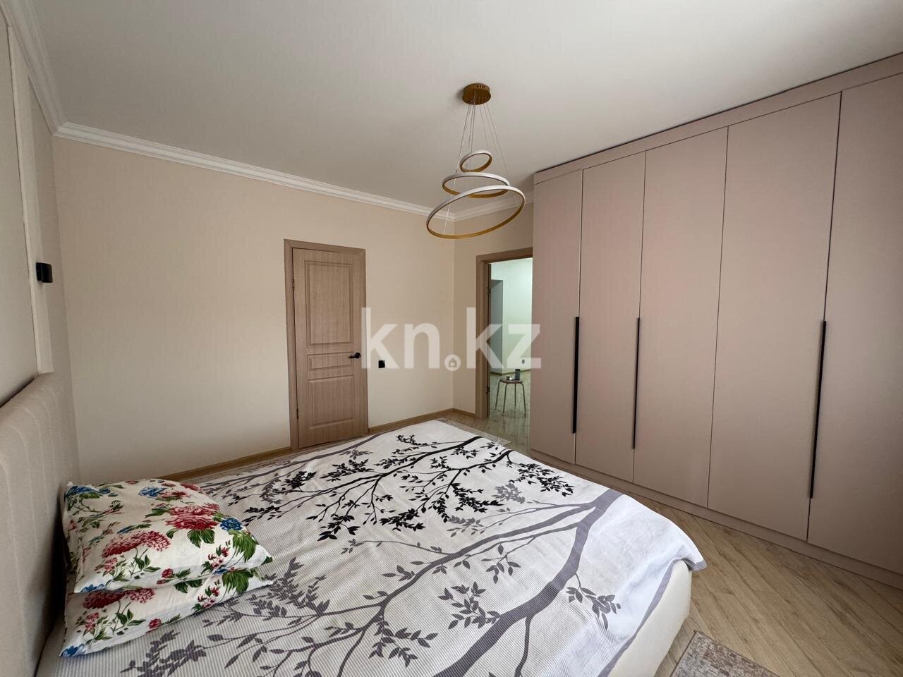 Продажа 6-комнатной квартиры, 280 м² в Астане - фото 13