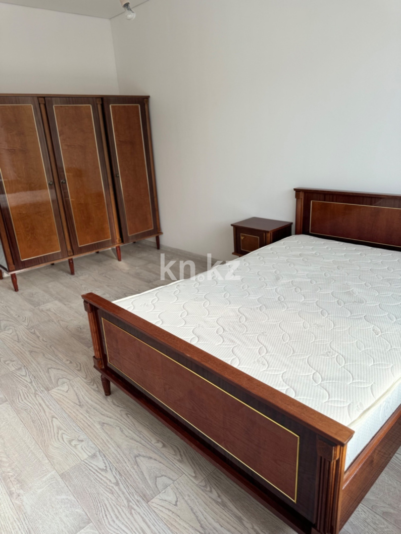 Аренда 3-комнатной квартиры, 88 м² - Аренда квартир помесячно от хозяев в Караганде фото 2 из 8