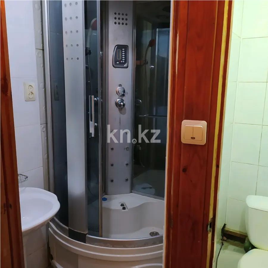 Продажа 3-комнатной квартиры, 58 м², мкр-н 2, дом  51 в Алматы - фото 6